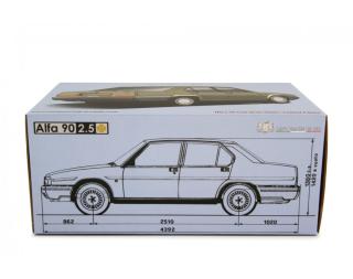 ALFA ROMEO ALFA 90 2.5 INIEZIONE QUADRIFOGLIO ORO 1985 - Blu Olandese Laudoracing 1:18 Resinemodell (Türen, Motorhaube... nicht zu öffnen!)